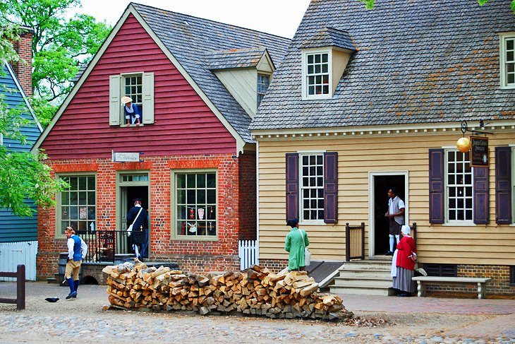 Williamsburg Village