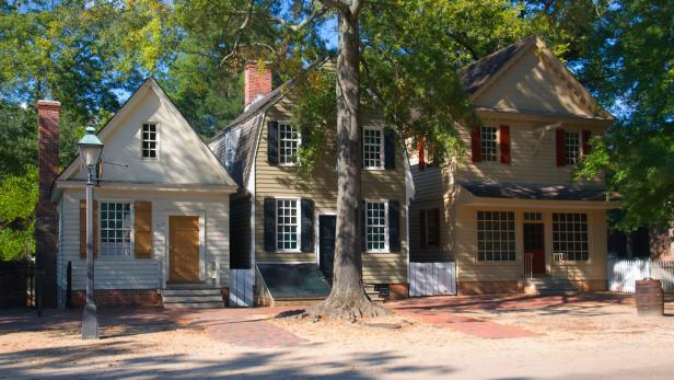 Williamsburg Village
